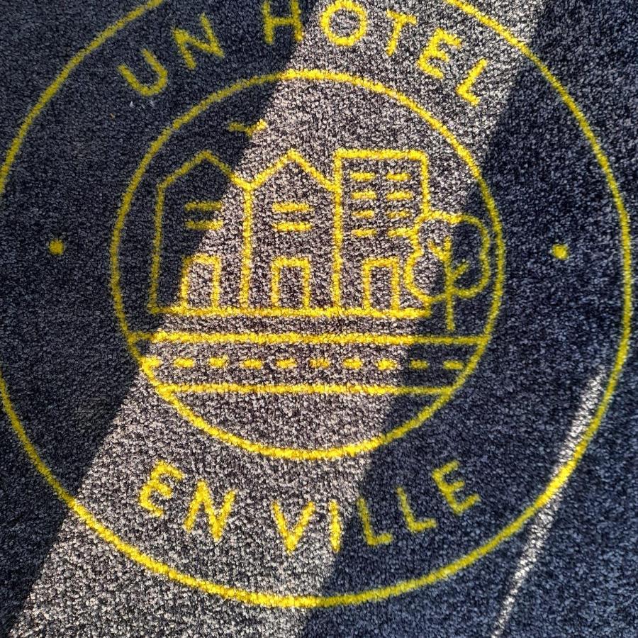 לה רושל Un Hotel En Ville מראה חיצוני תמונה